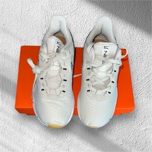 𐙚⋆˚✿˖° Nike White Running Shoes 𐙚⋆˚✿˖°